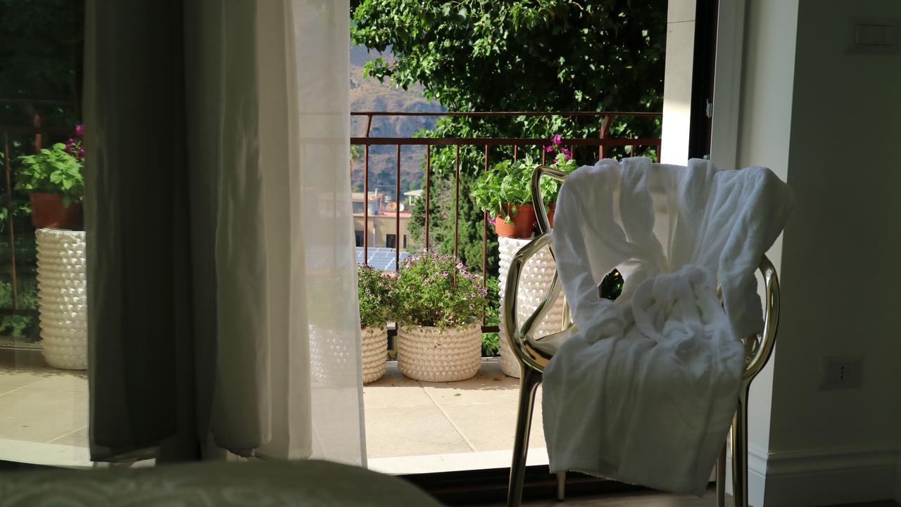 Bed & Breakfast Ciuritaormina Maison De Charme 2*
